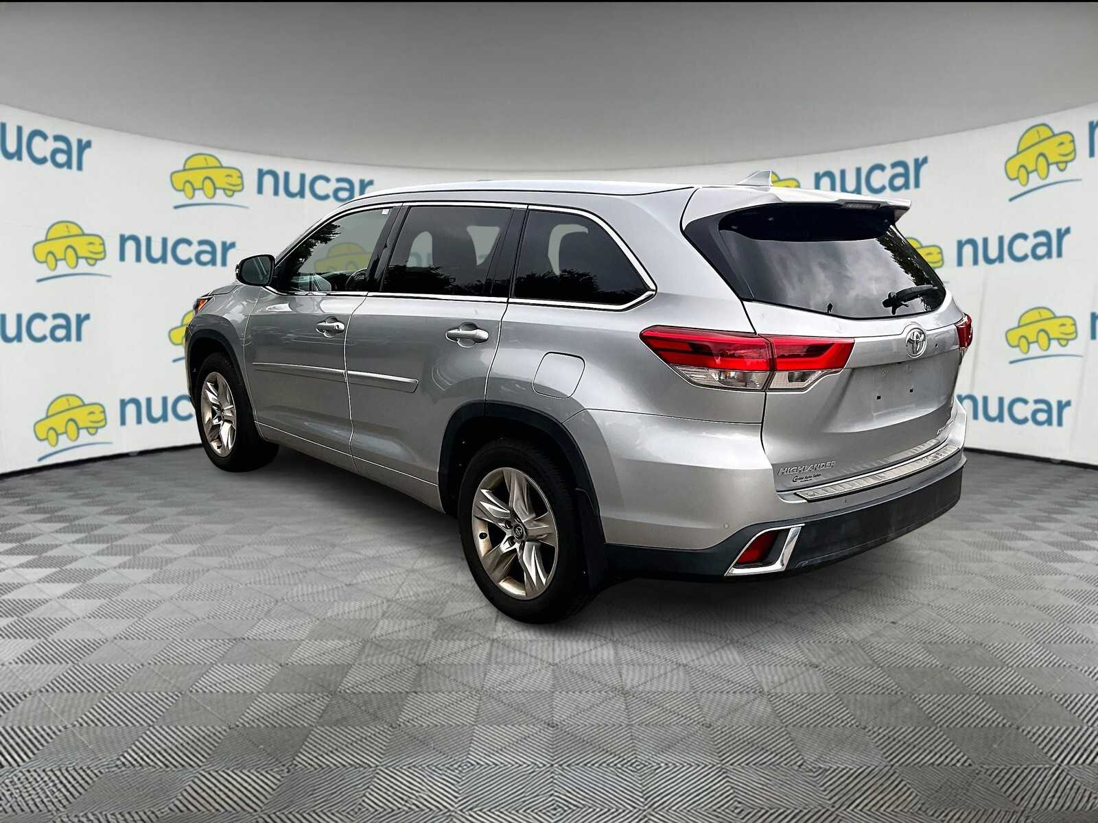2017 Toyota Highlander Limited - Photo 3