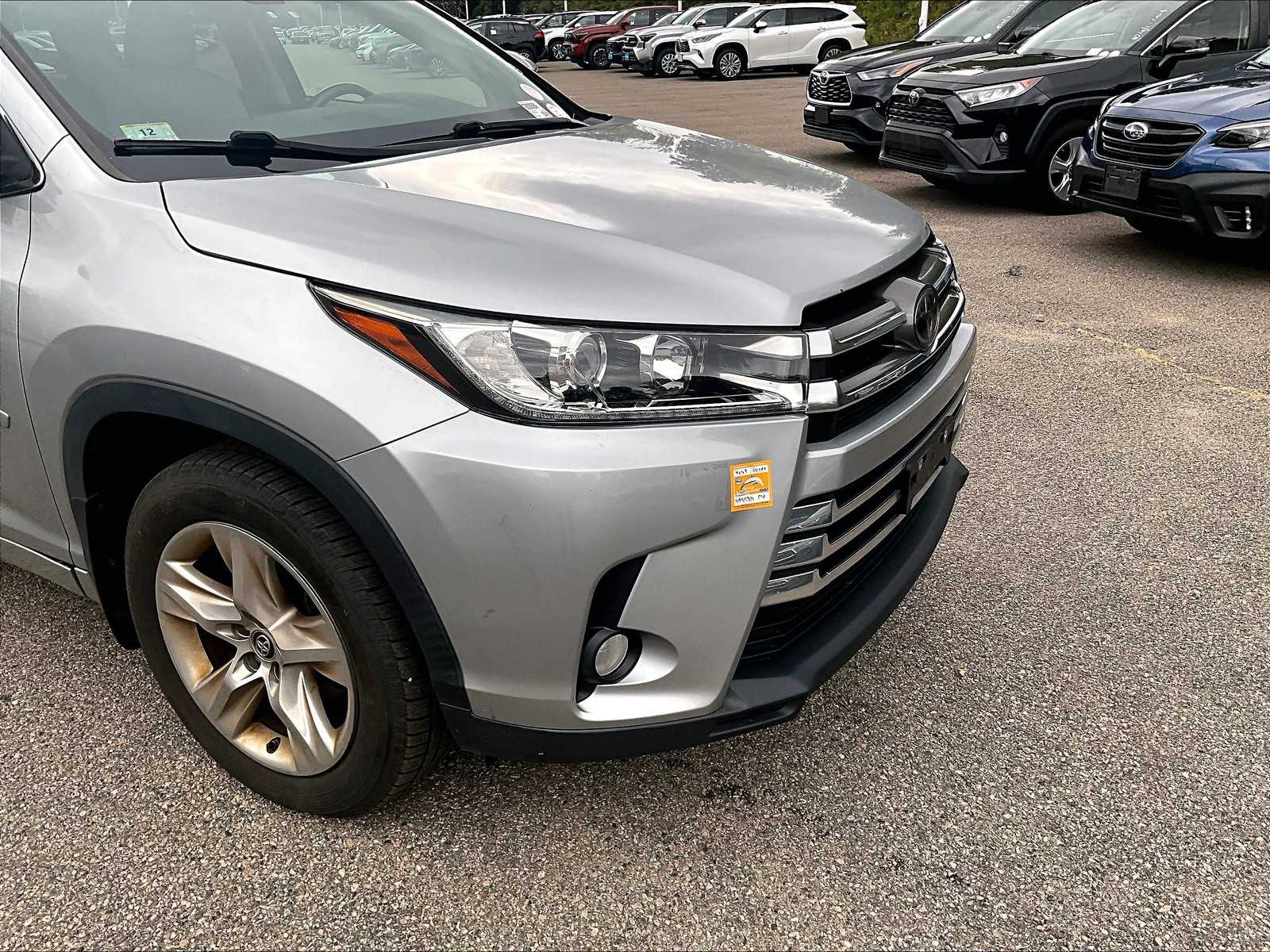 2017 Toyota Highlander Limited - Photo 5