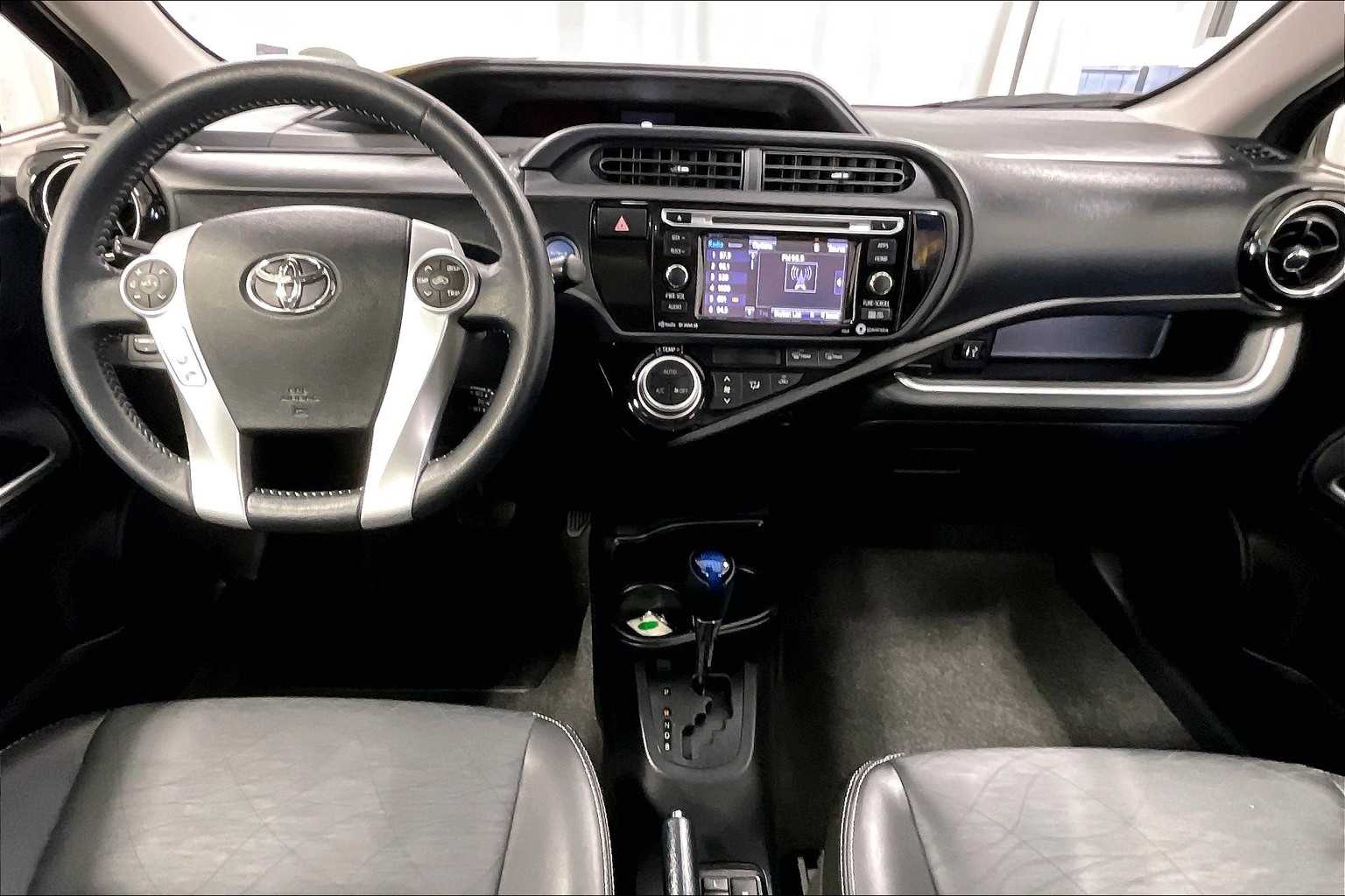 2016 Toyota Prius c Four - Photo 21