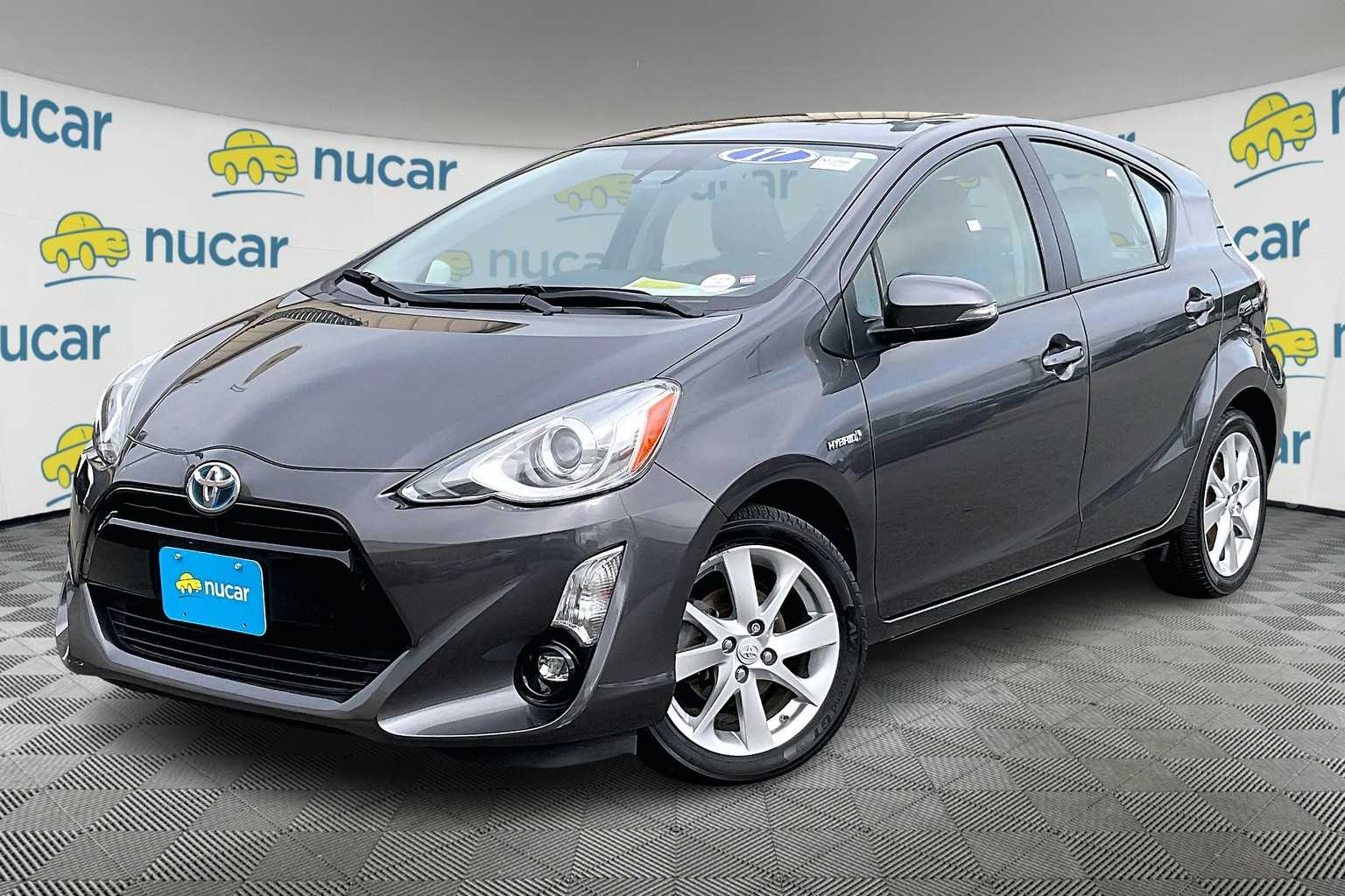 2016 Toyota Prius c Four - Photo 3