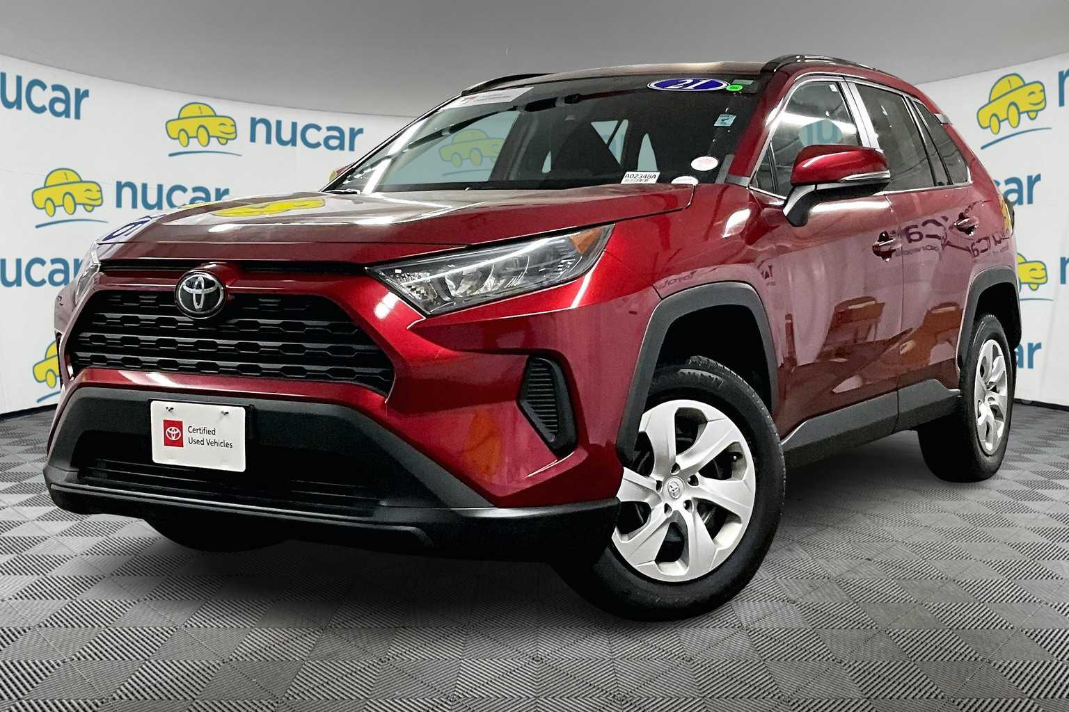 2021 Toyota RAV4 LE - Photo 3