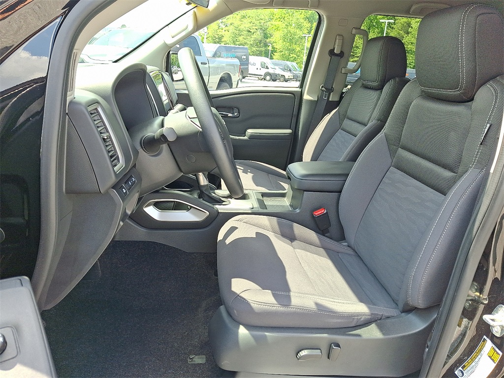 2022 Nissan Frontier SV - Photo 14