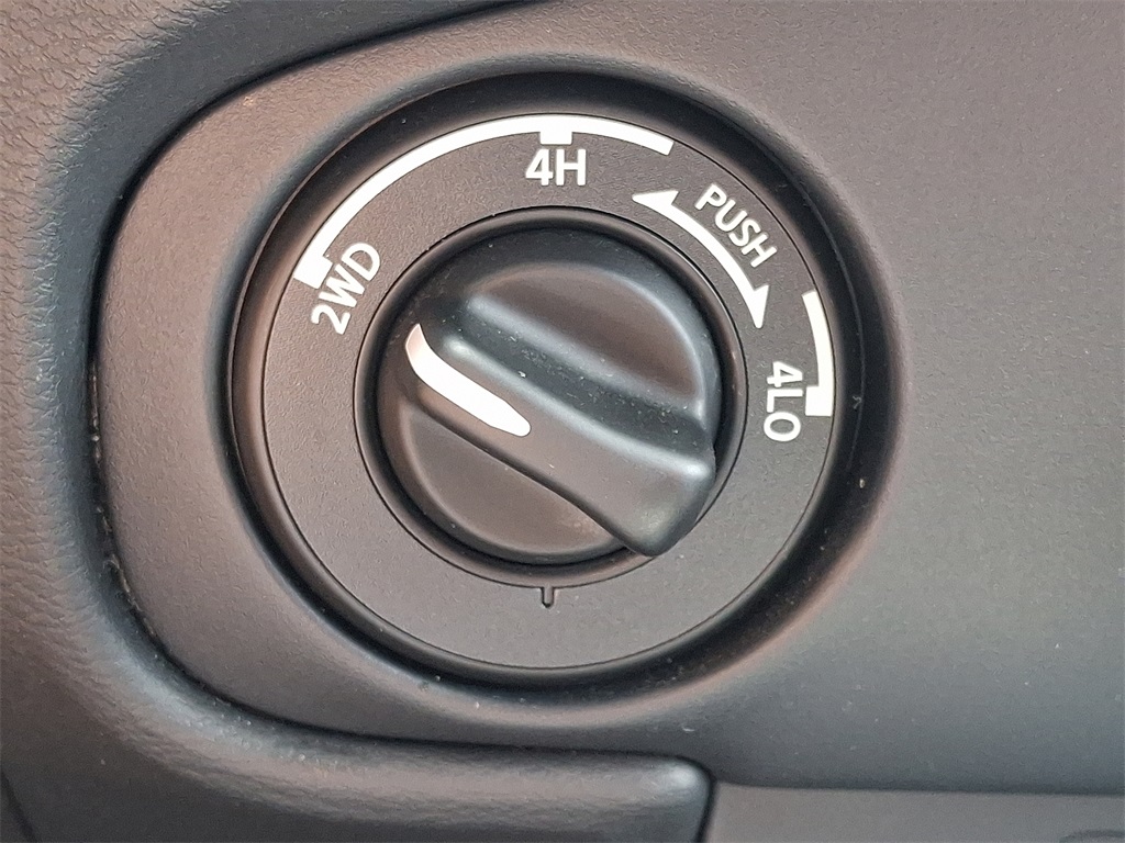 2022 Nissan Frontier SV - Photo 22