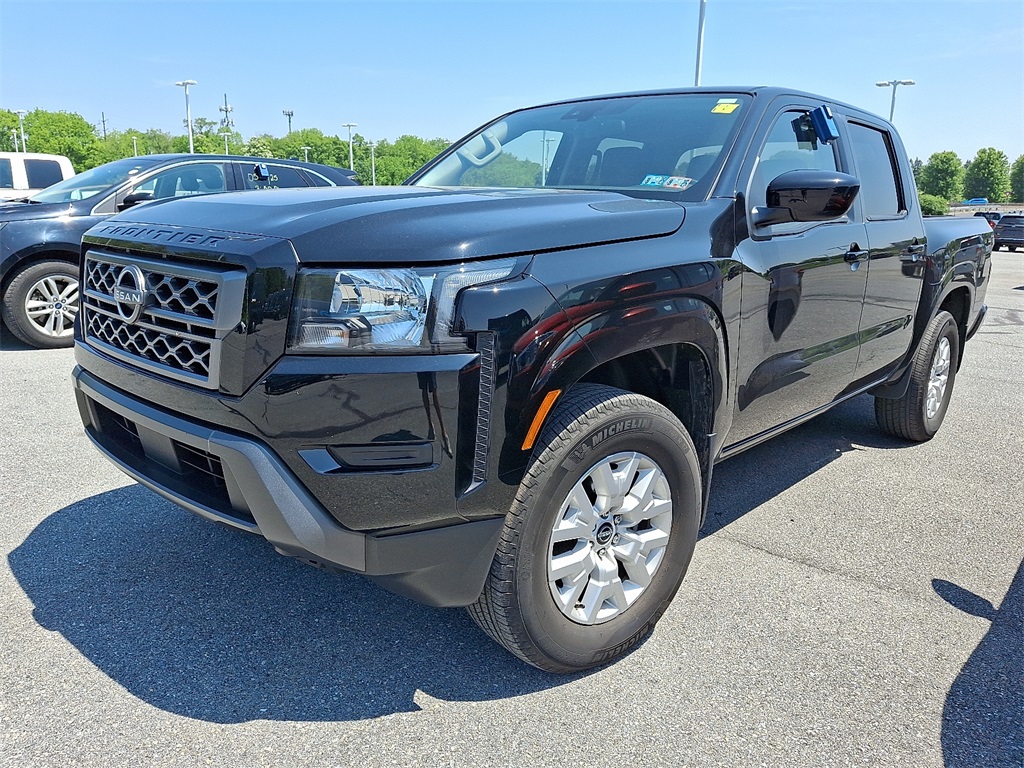 2022 Nissan Frontier SV - Photo 3
