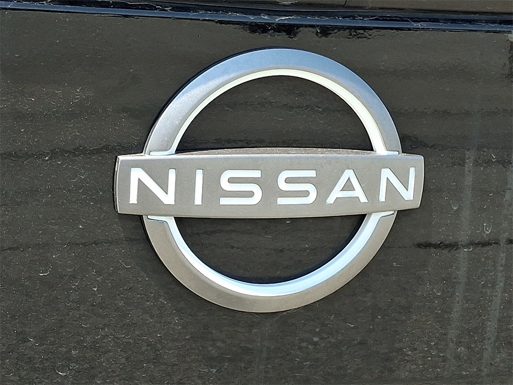 2022 Nissan Frontier SV - Photo 9