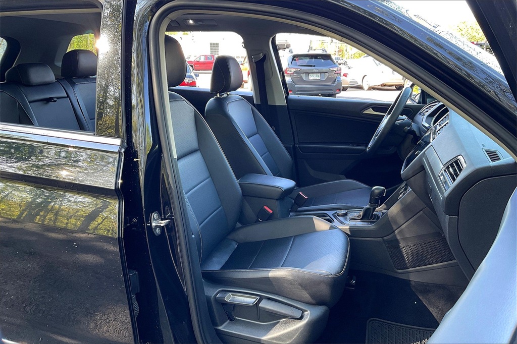 2021 Volkswagen Tiguan 2.0T SE - Photo 11