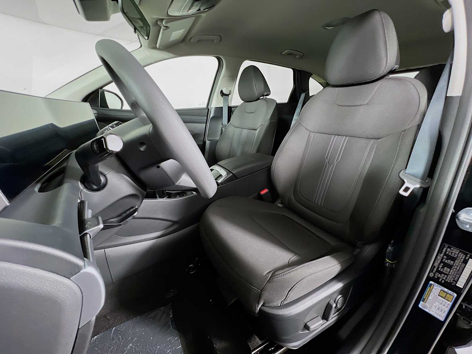 2025 Hyundai Tucson SEL - Photo 12