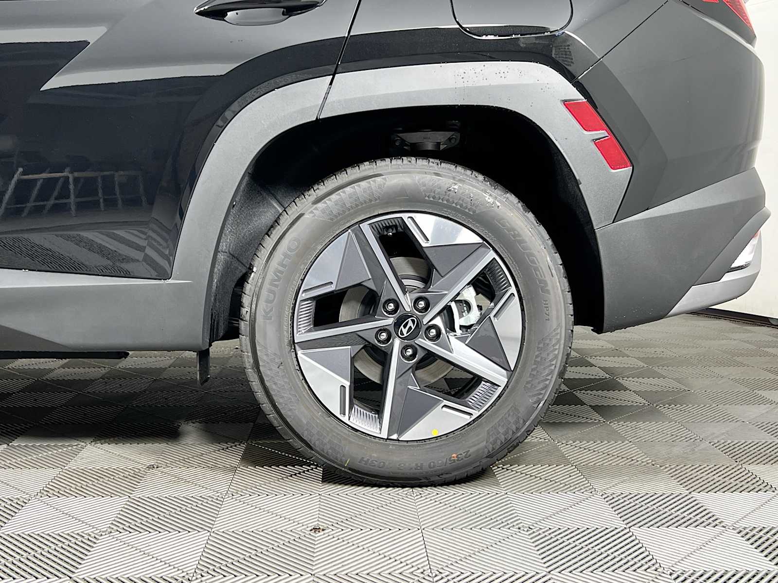 2025 Hyundai Tucson SEL - Photo 19