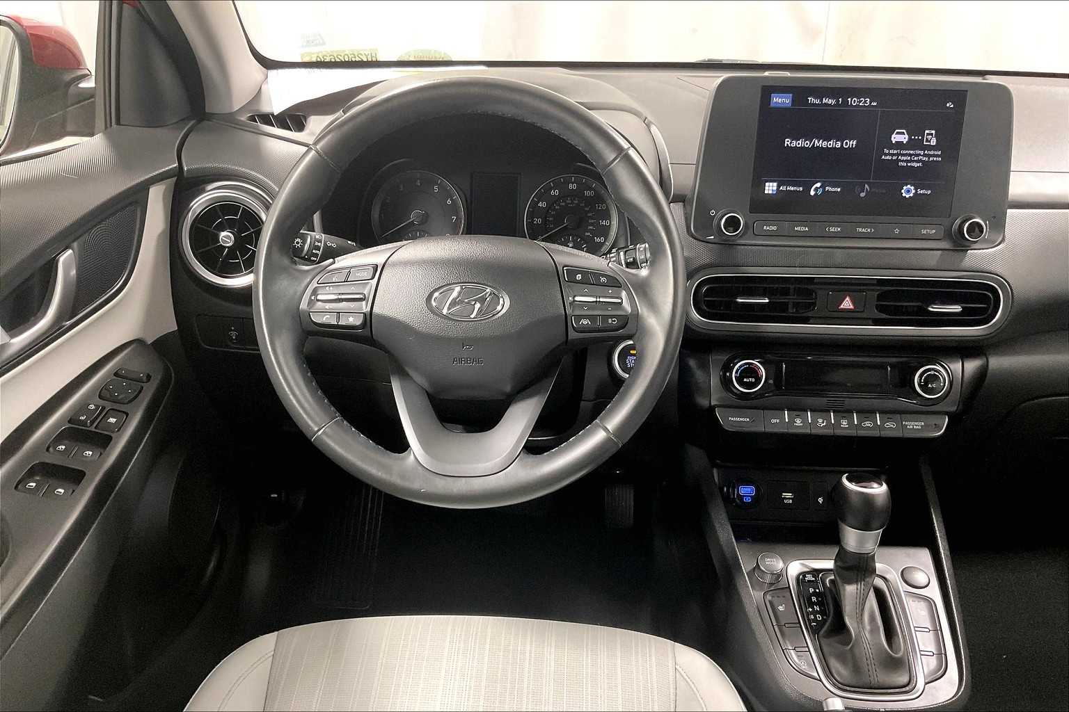 2022 Hyundai Kona SEL - Photo 17