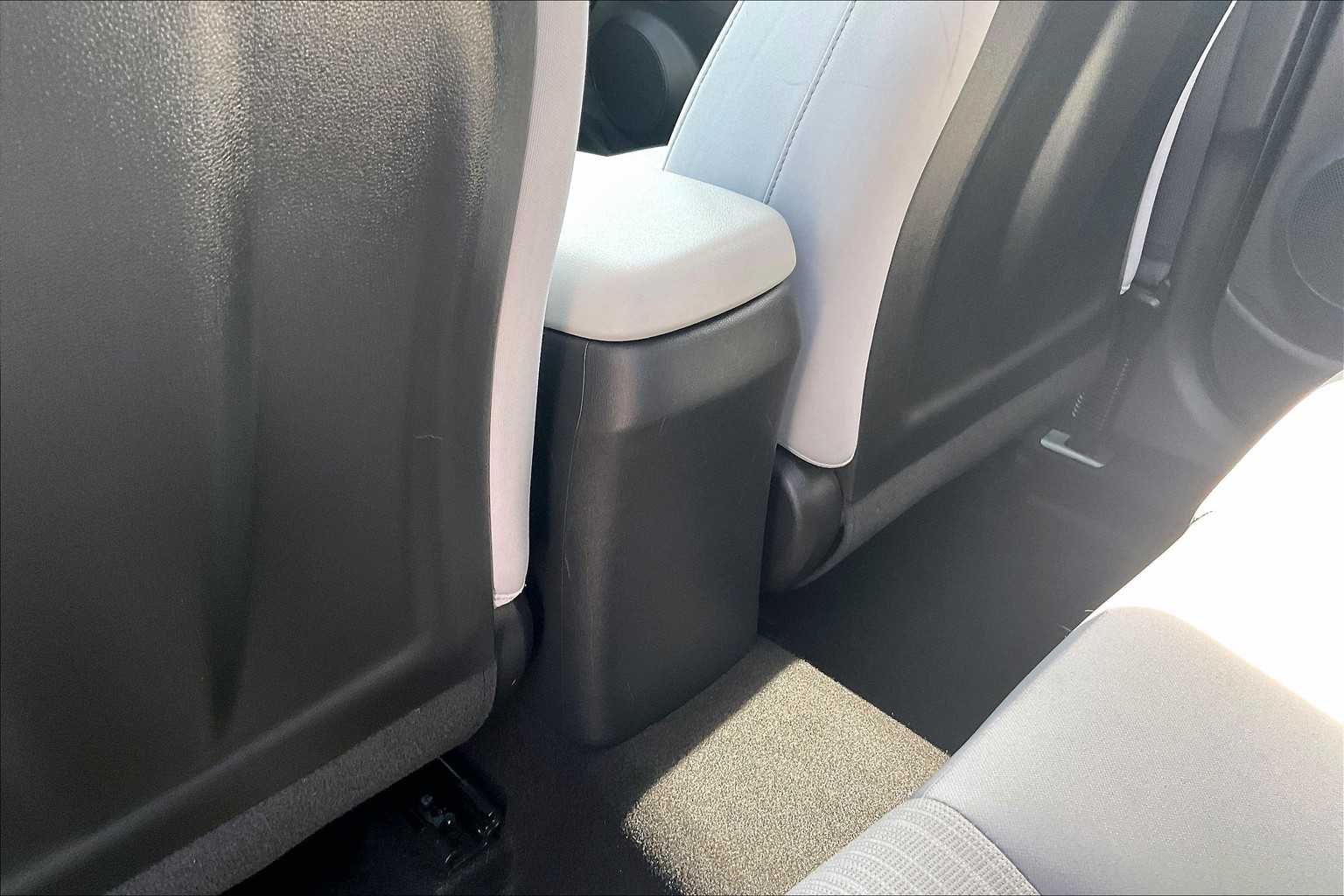 2022 Hyundai Kona SEL - Photo 28