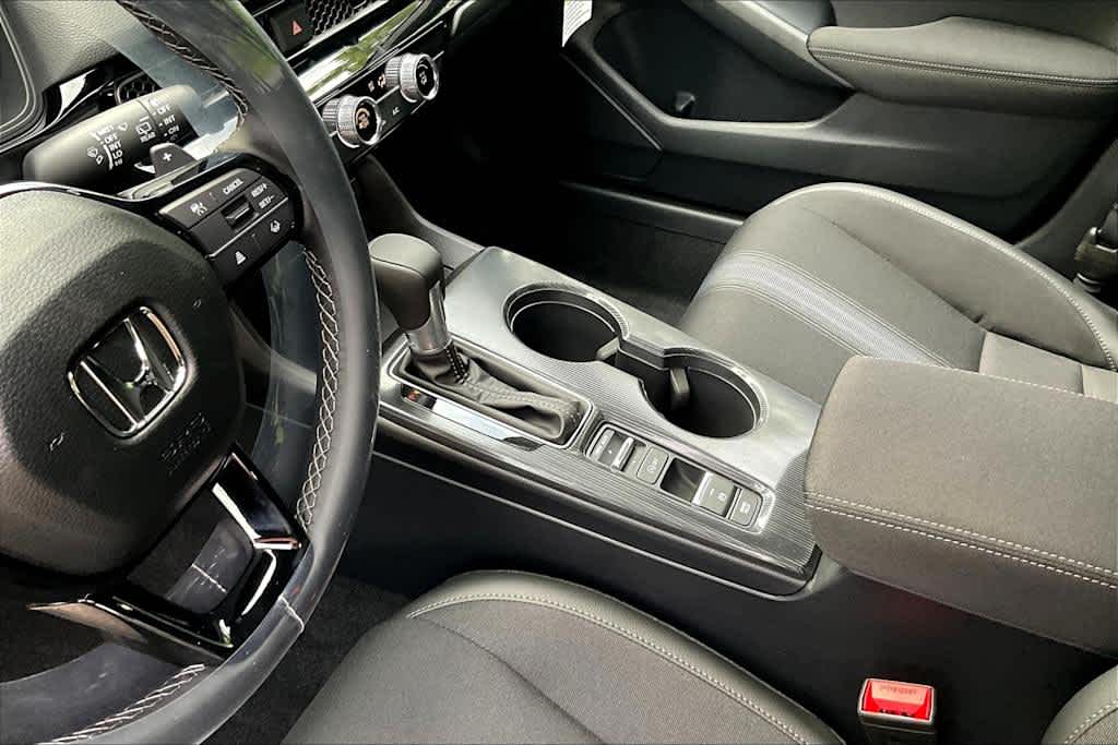 2025 Honda Civic Hatchback Sport - Photo 13