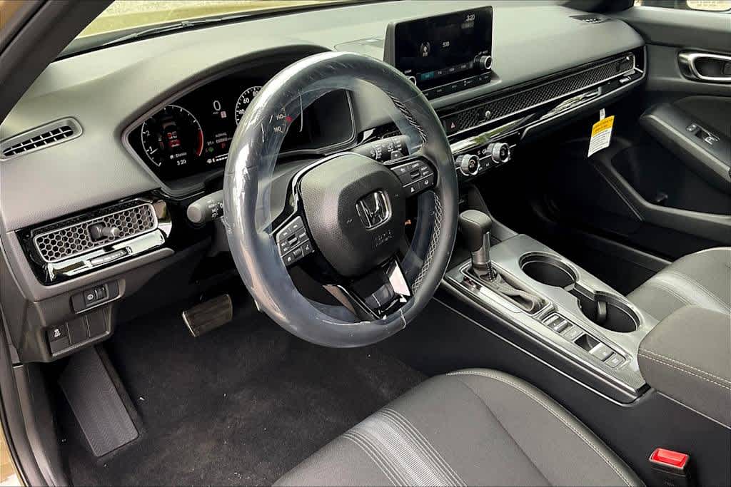 2025 Honda Civic Hatchback Sport - Photo 8