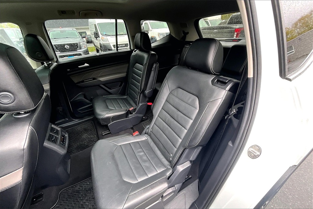 2022 Volkswagen Atlas 3.6L V6 SEL Premium R-Line - Photo 22