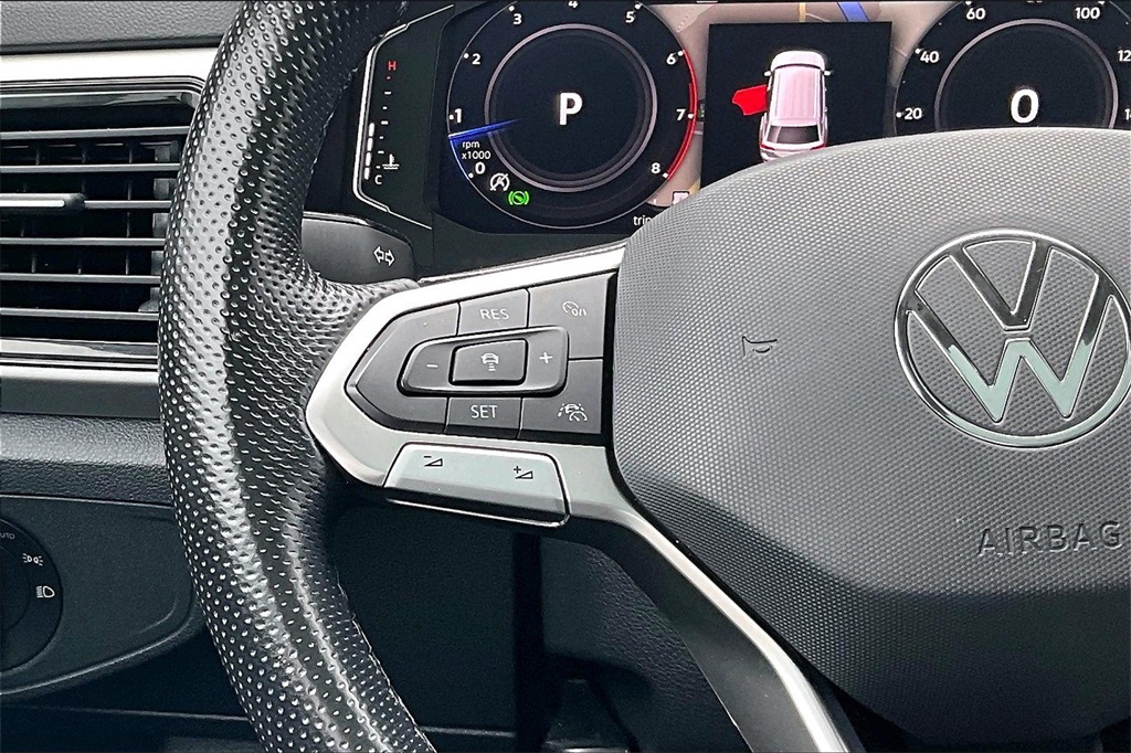 2022 Volkswagen Atlas 3.6L V6 SEL Premium R-Line - Photo 24