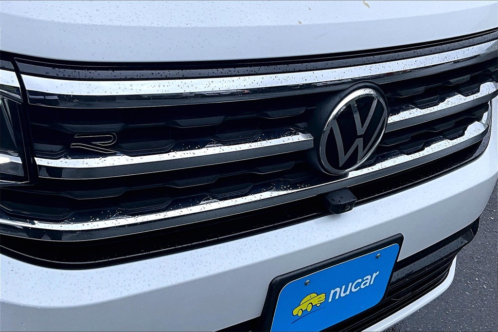 2022 Volkswagen Atlas 3.6L V6 SEL Premium R-Line - Photo 31