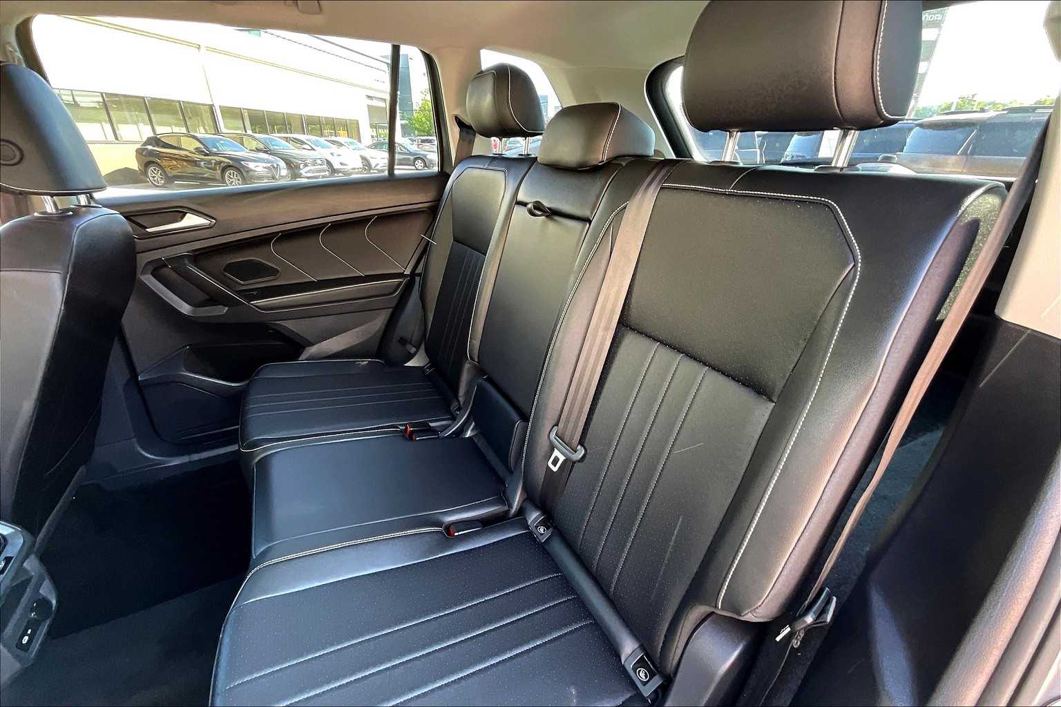 2022 Volkswagen Tiguan SE - Photo 15