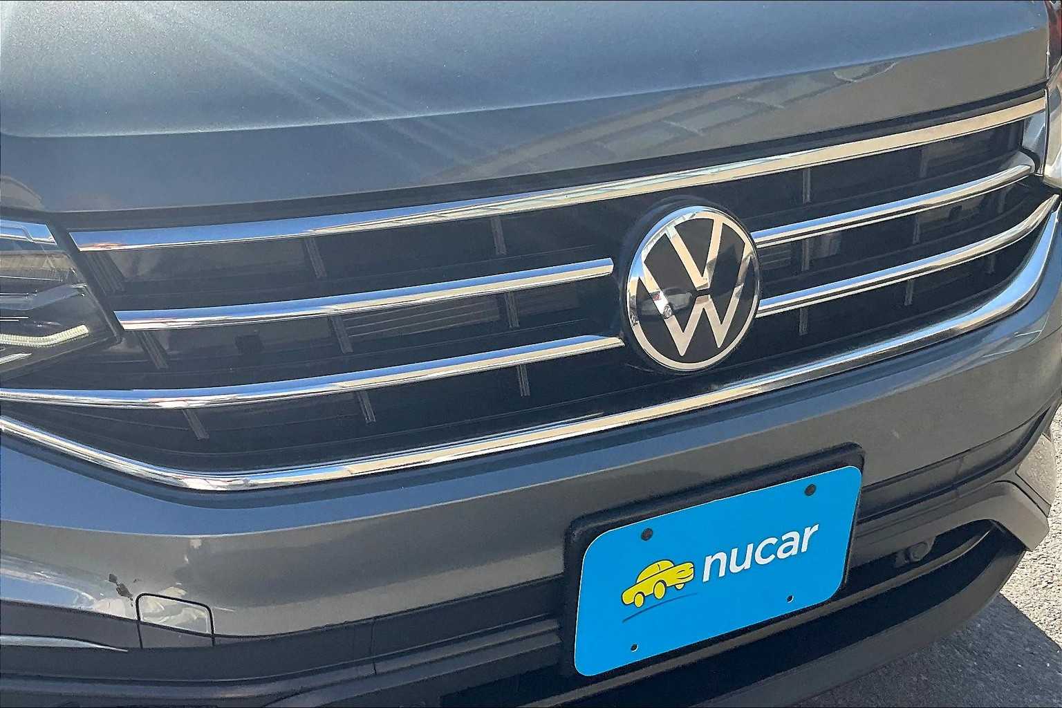 2022 Volkswagen Tiguan SE - Photo 32