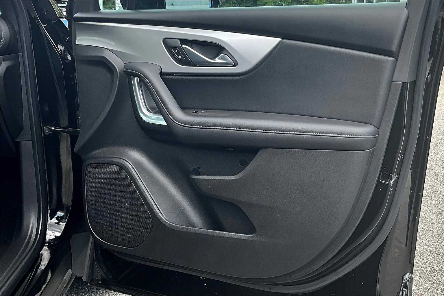 2021 Chevrolet Blazer LT - Photo 12