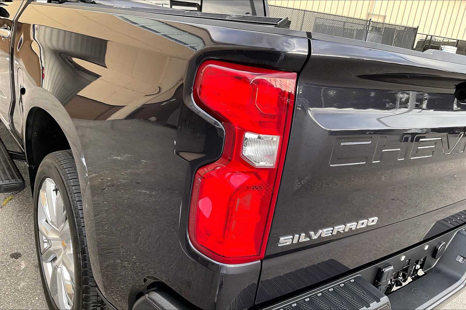 2024 Chevrolet Silverado 1500 High Country - Photo 35