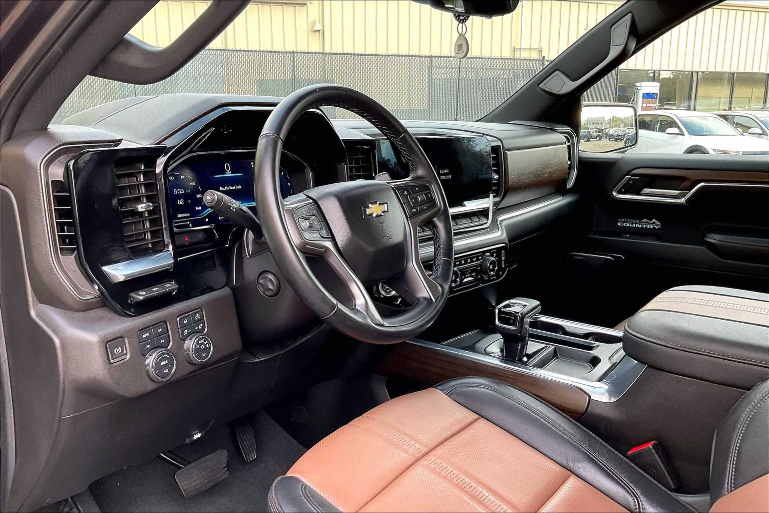 2024 Chevrolet Silverado 1500 High Country - Photo 8