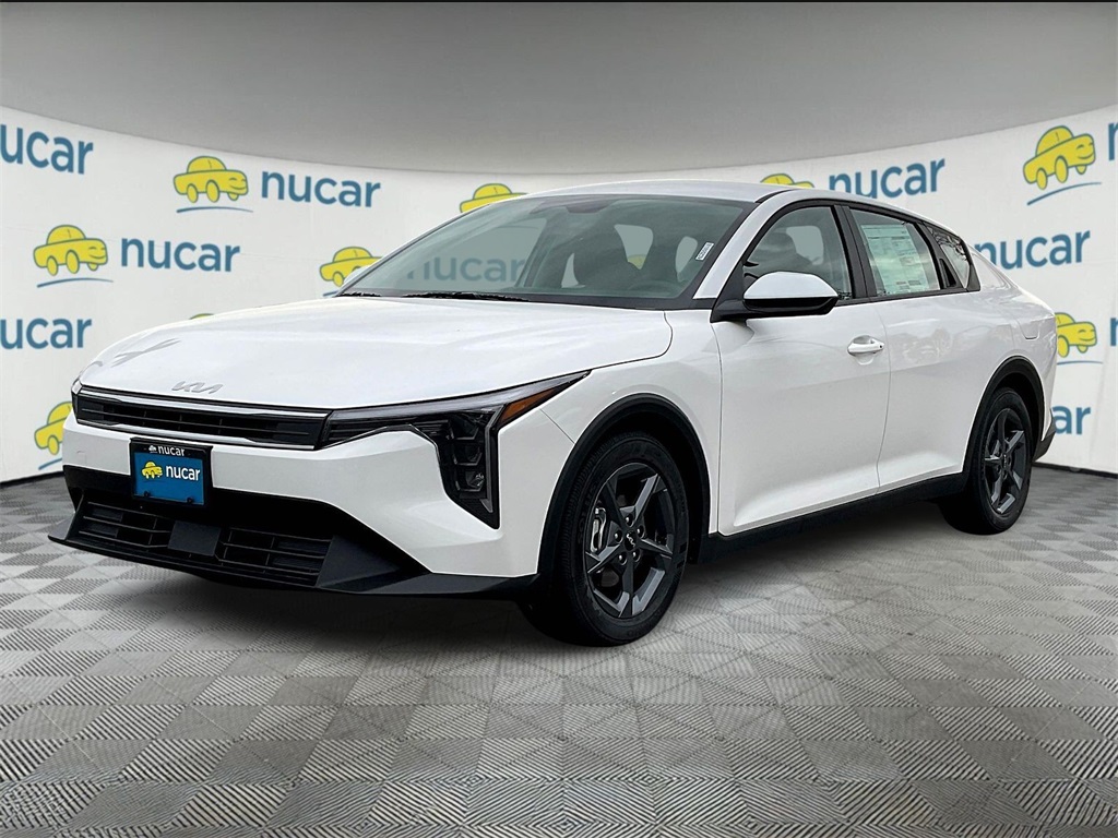 2025 Kia K4 LXS - Photo 4