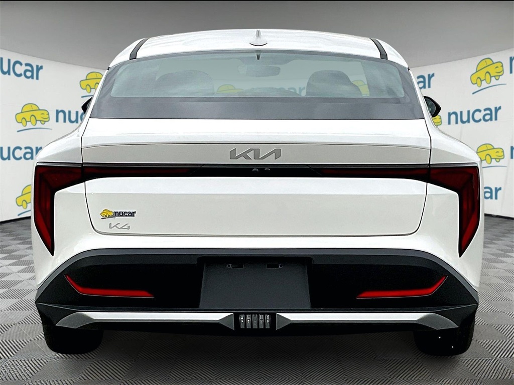 2025 Kia K4 LXS - Photo 6