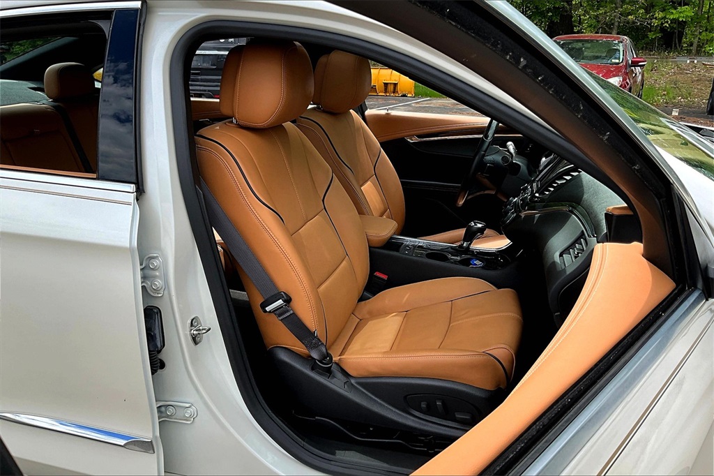 2014 Chevrolet Impala LTZ - Photo 11