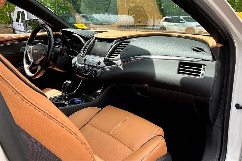 2014 Chevrolet Impala LTZ - Photo 14