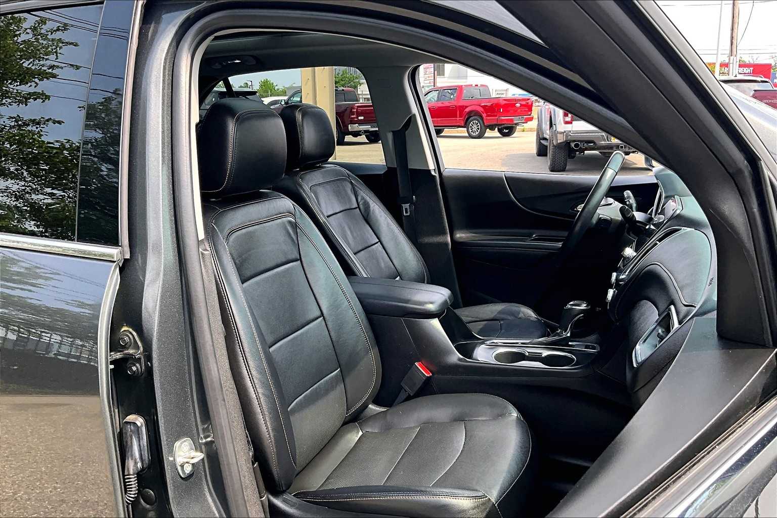 2019 Chevrolet Equinox Premier - Photo 11