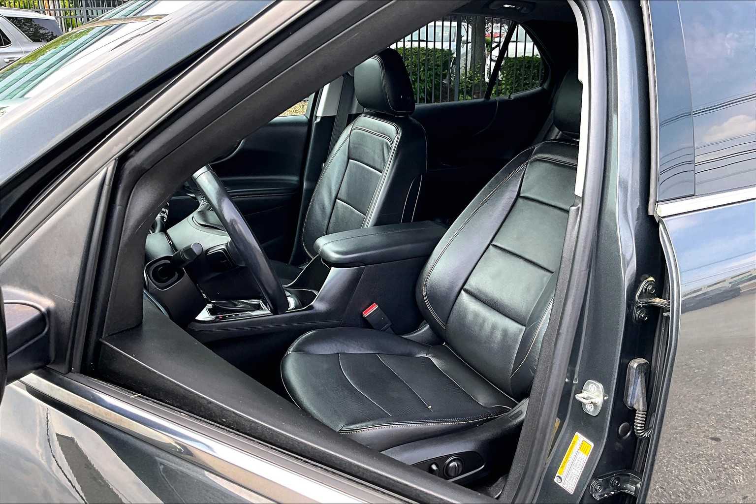 2019 Chevrolet Equinox Premier - Photo 10
