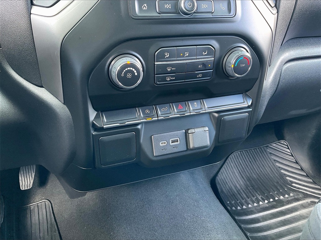 2022 Chevrolet Silverado 1500 LTD Custom - Photo 24