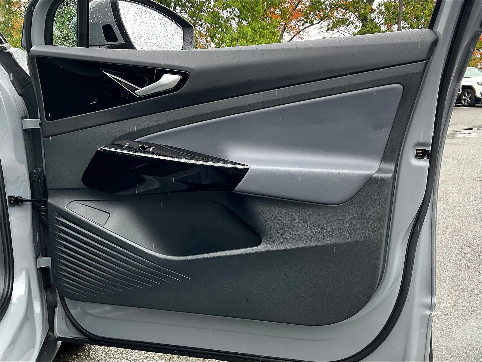 2022 Volkswagen ID.4 Pro - Photo 12