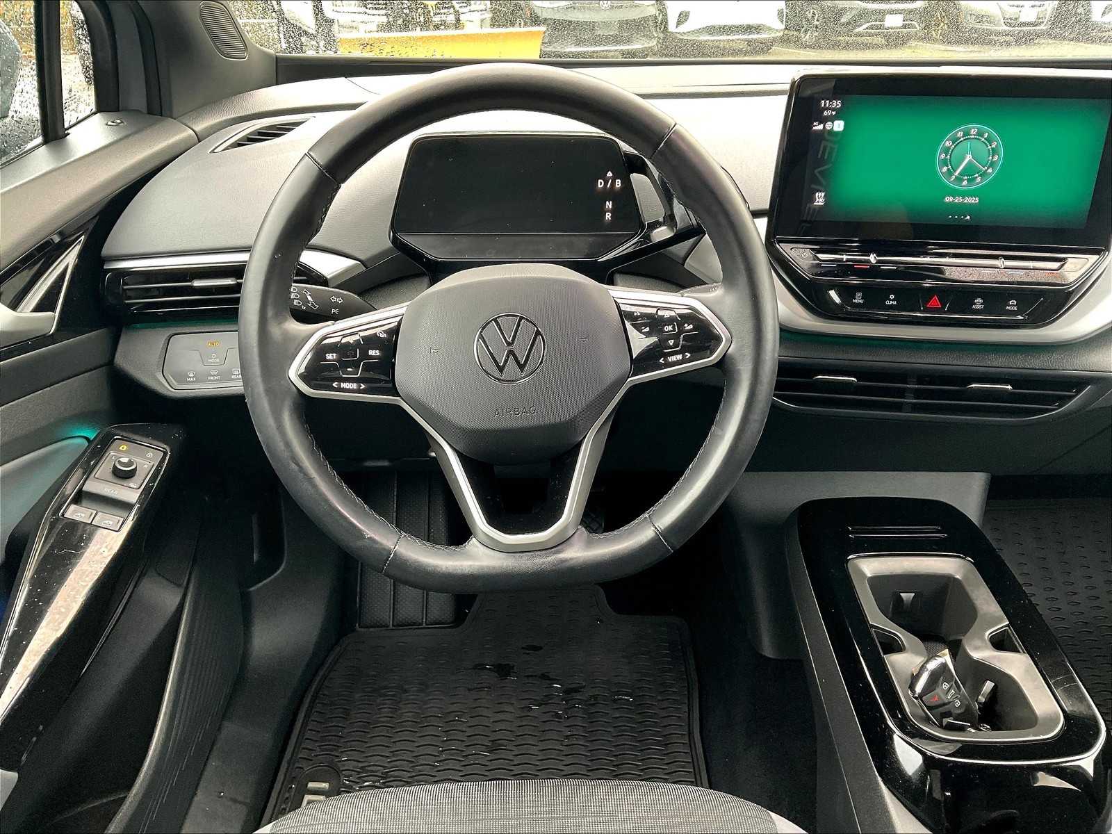 2022 Volkswagen ID.4 Pro - Photo 17