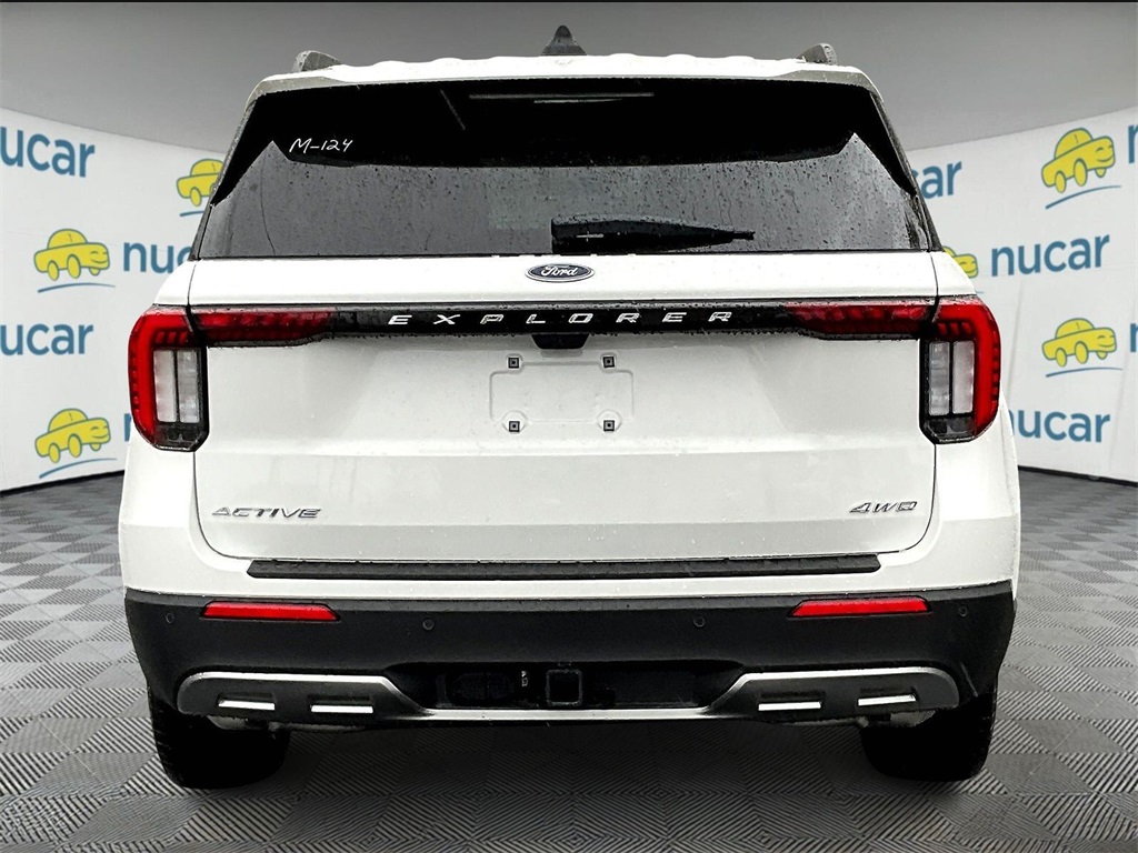 2026 Ford Explorer Active - Photo 5