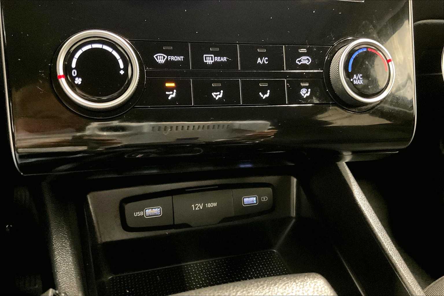 2022 Hyundai Tucson SE - Photo 25