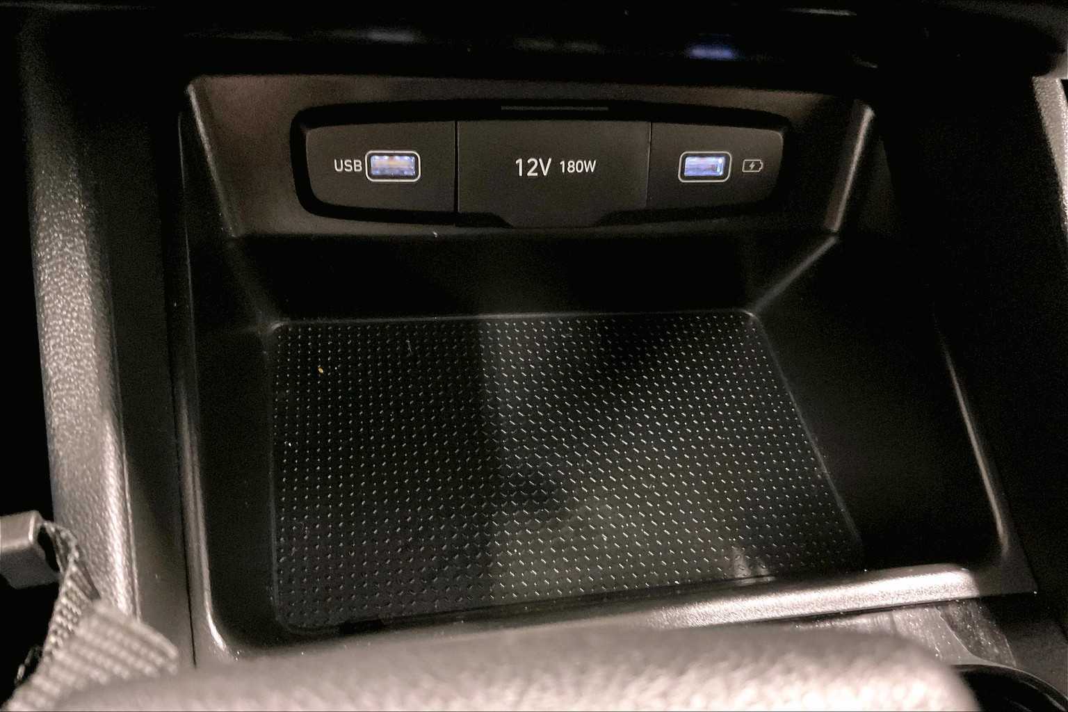 2022 Hyundai Tucson SE - Photo 26