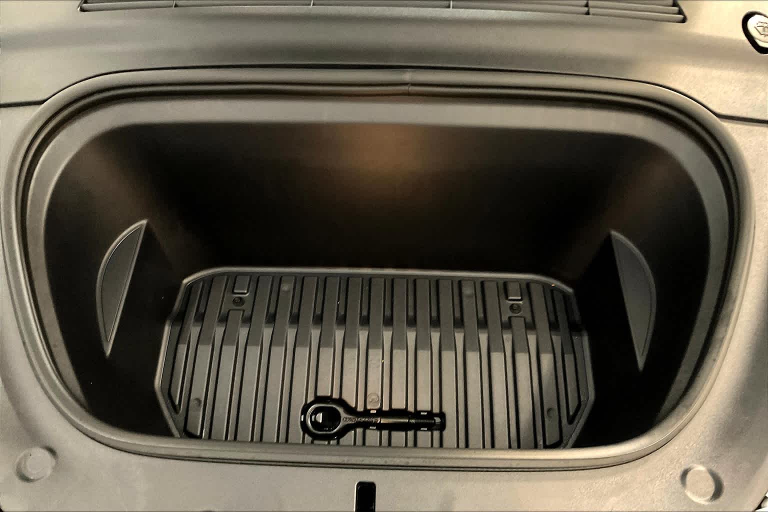 2023 Tesla Model Y Long Range - Photo 35