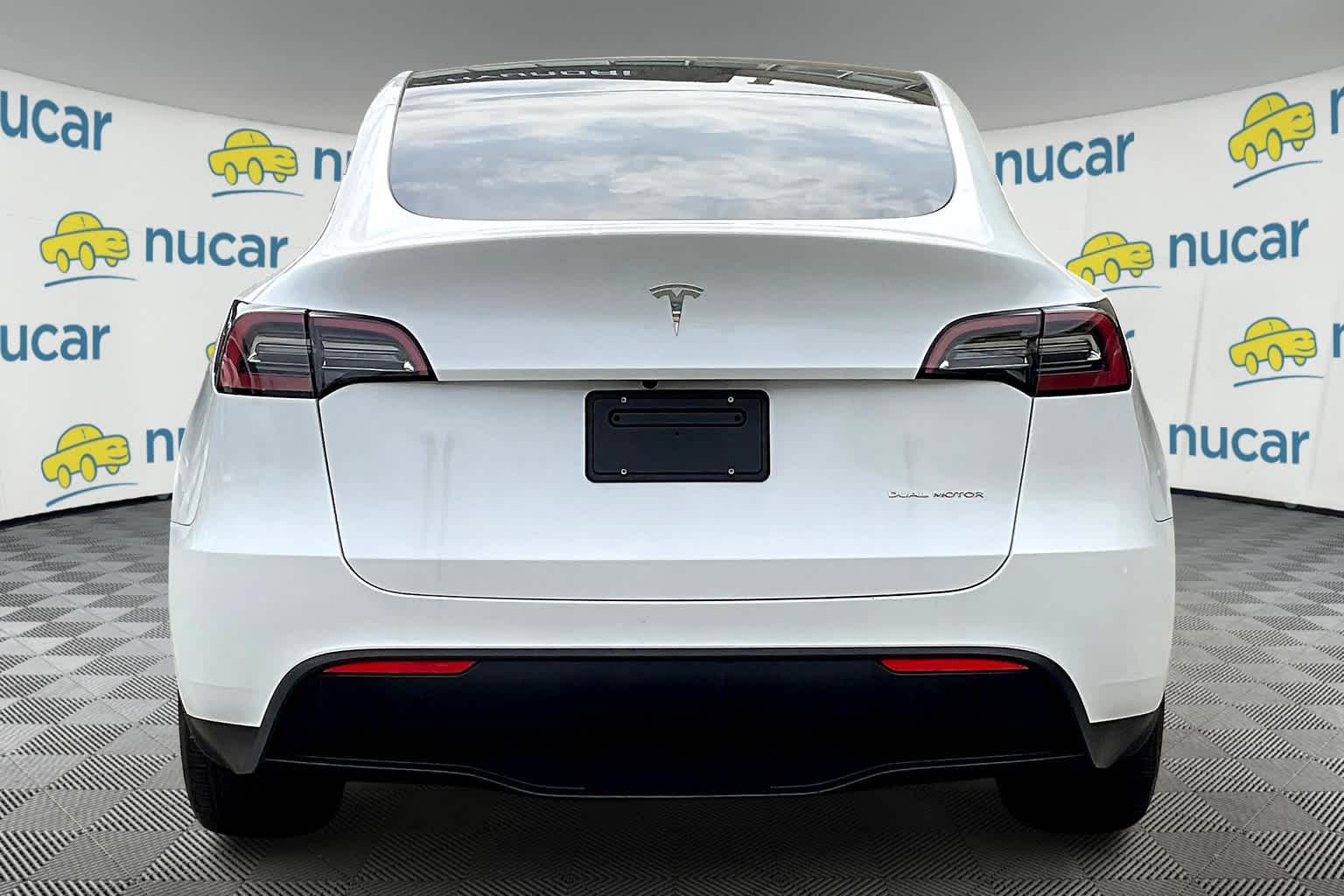 2023 Tesla Model Y Long Range - Photo 5