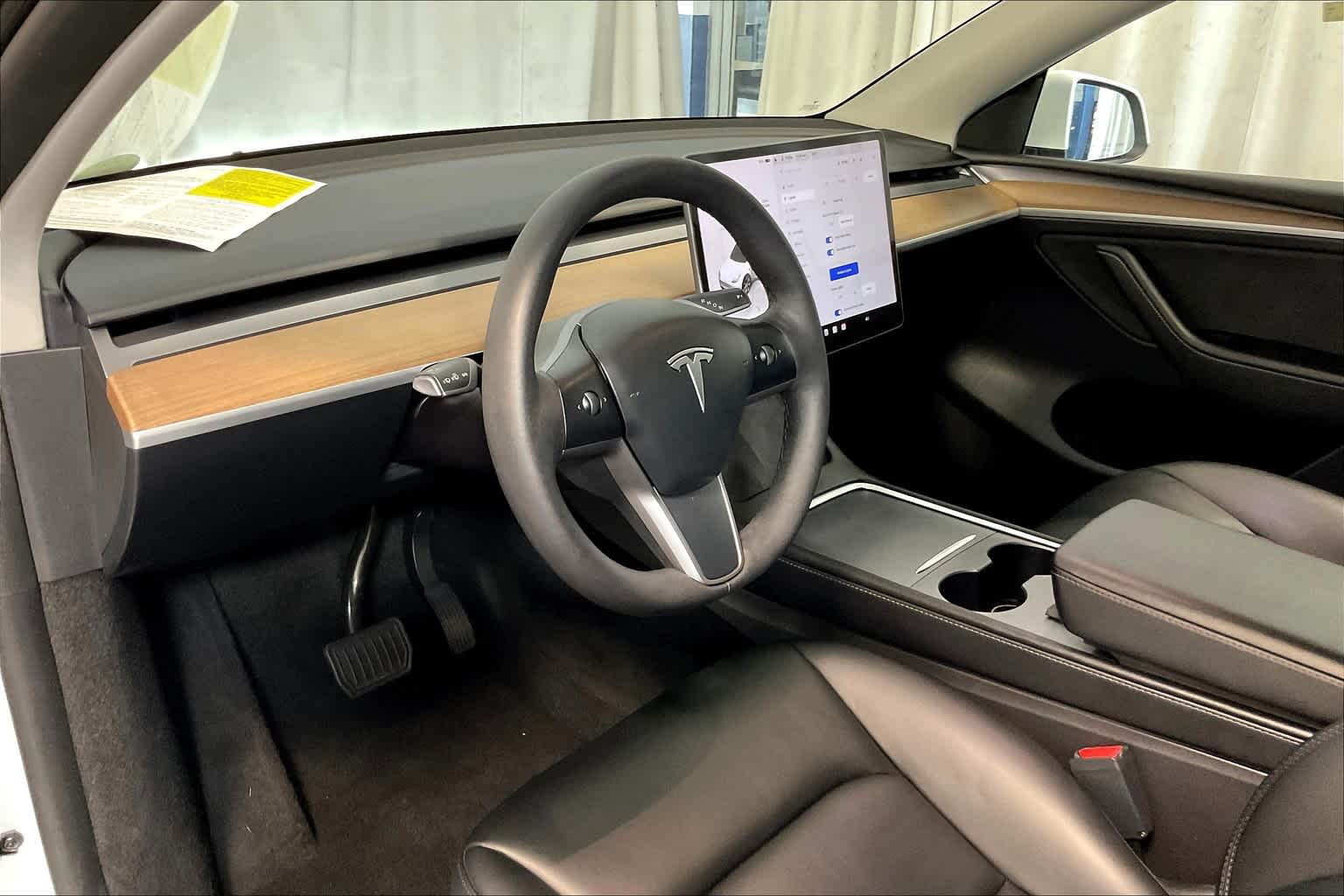 2023 Tesla Model Y Long Range - Photo 8