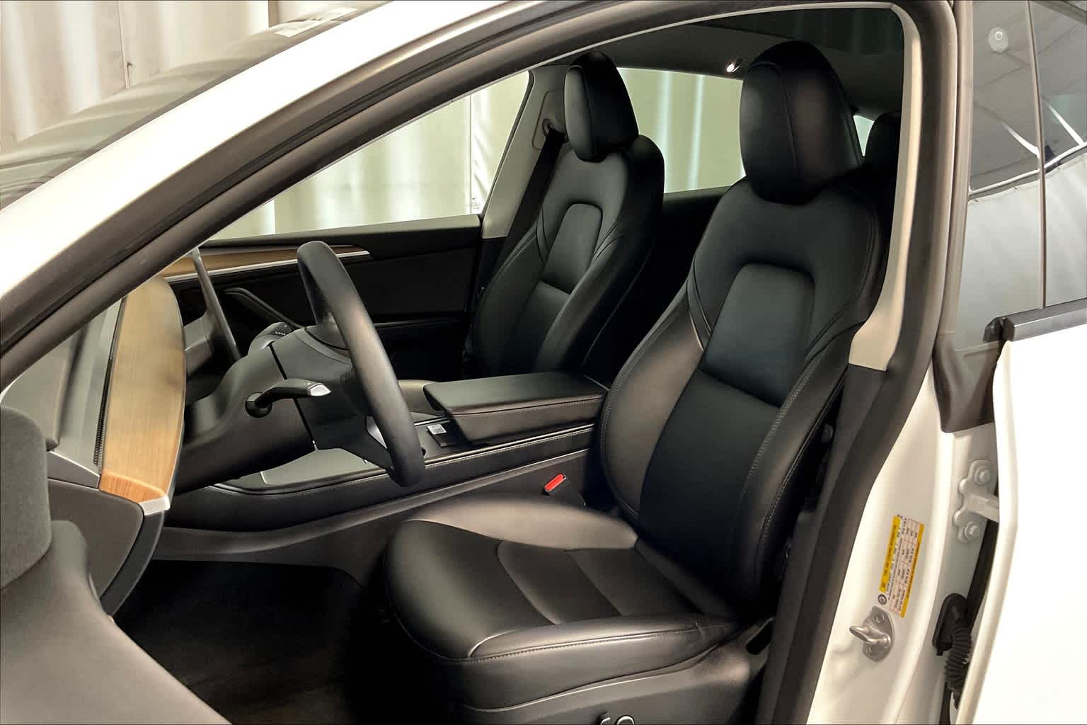 2023 Tesla Model Y Long Range - Photo 10