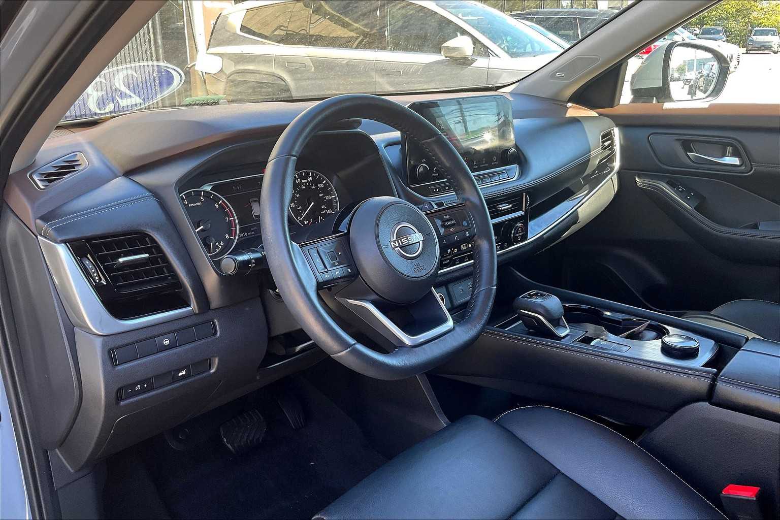 2023 Nissan Rogue SL - Photo 8