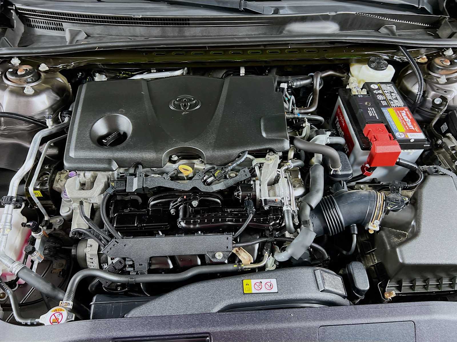 2020 Toyota Camry LE - Photo 28