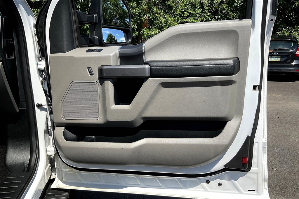 2019 Ford F-150 XLT - Photo 25