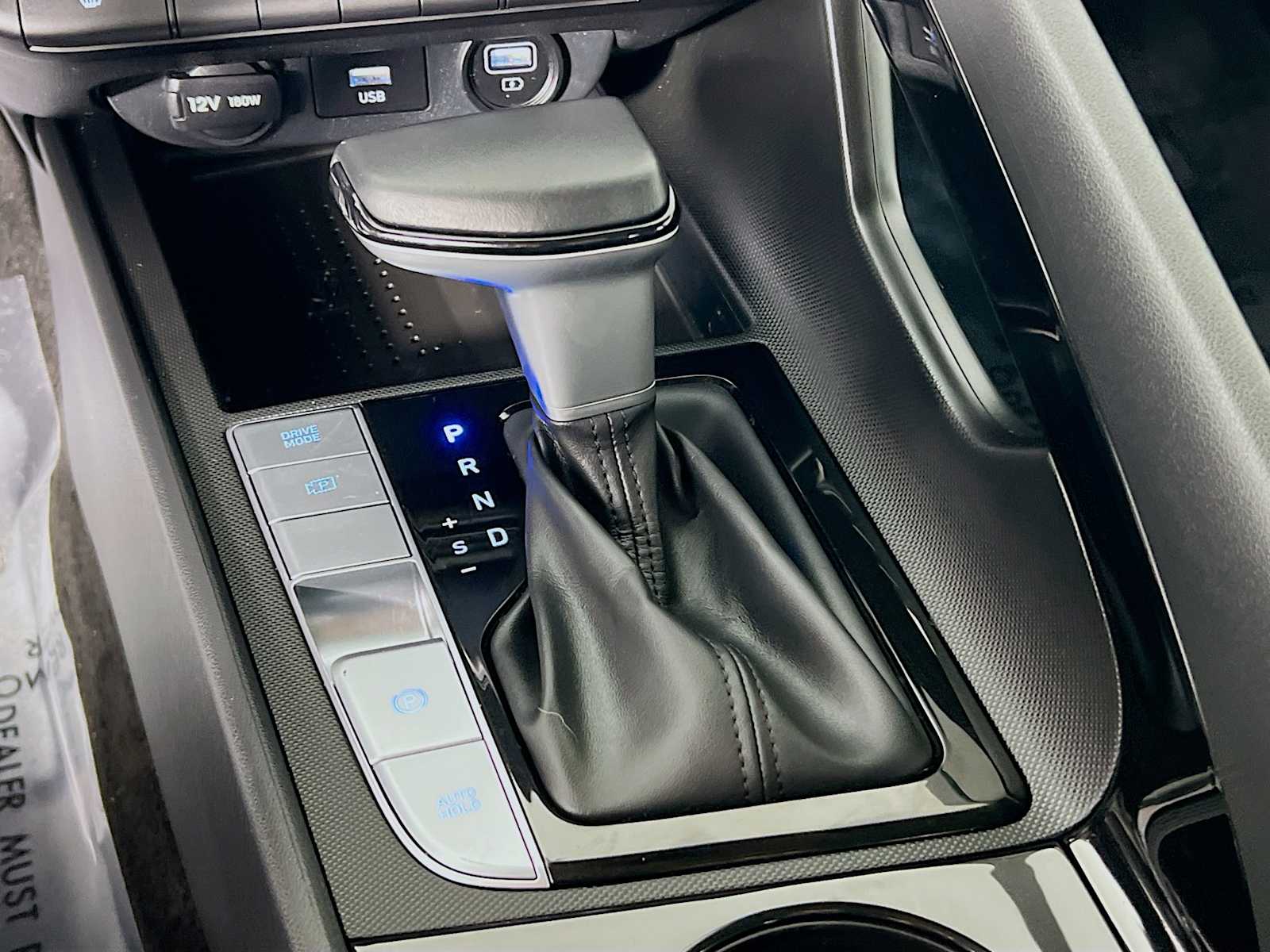 2023 Hyundai Elantra SEL - Photo 17