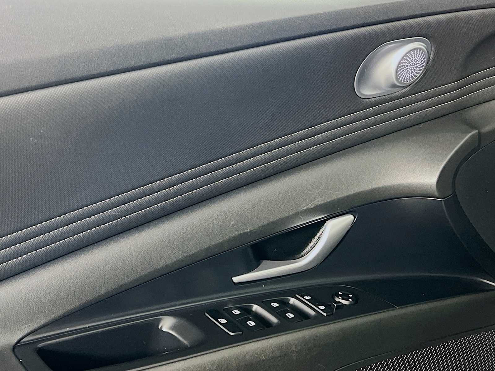 2023 Hyundai Elantra SEL - Photo 18