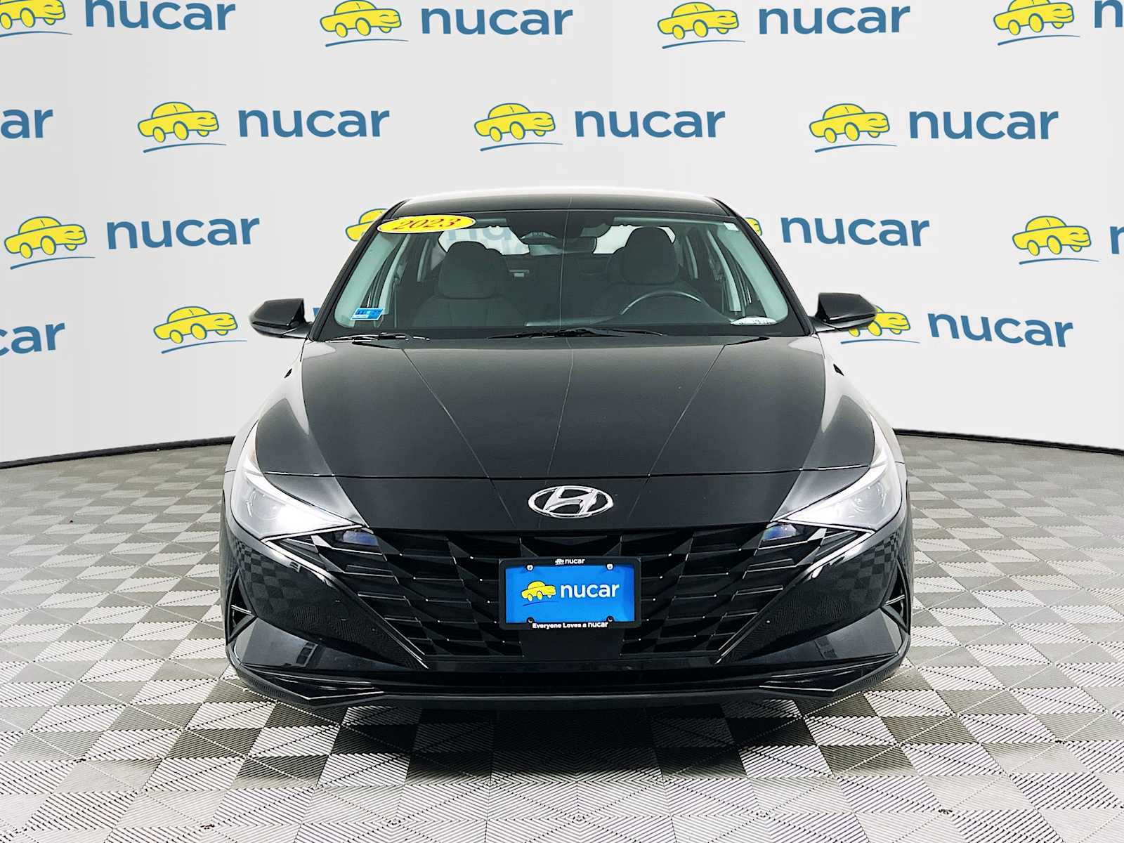 2023 Hyundai Elantra SEL - Photo 2