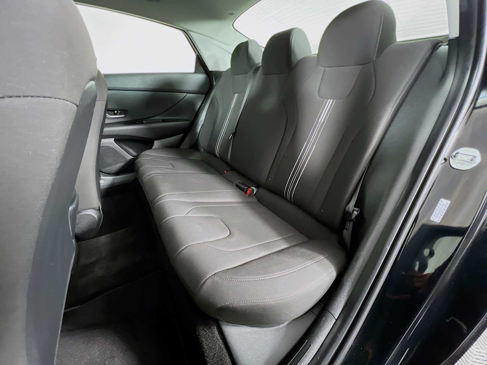 2023 Hyundai Elantra SEL - Photo 25