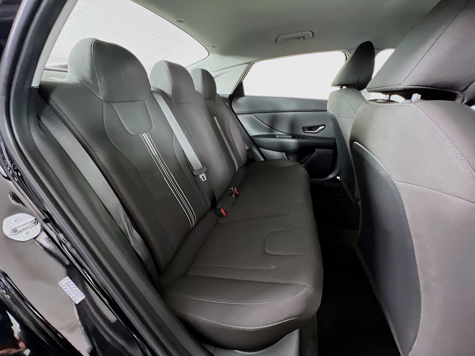 2023 Hyundai Elantra SEL - Photo 27