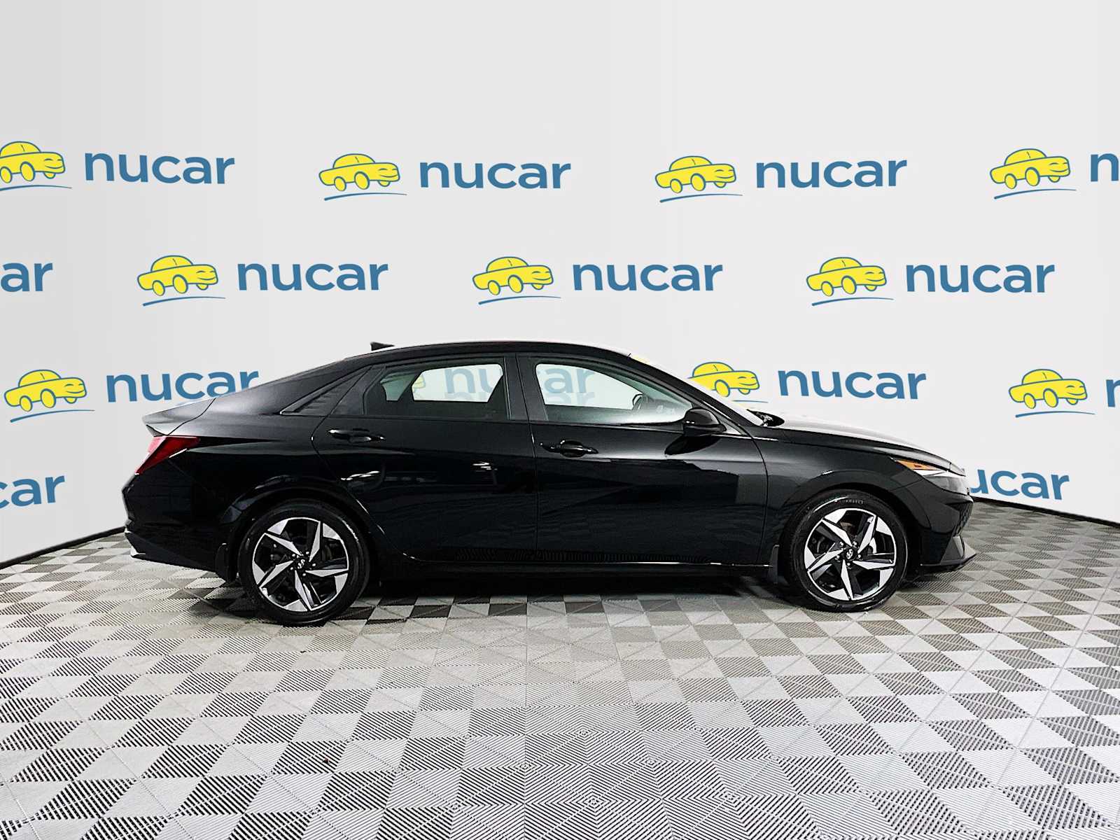 2023 Hyundai Elantra SEL - Photo 8