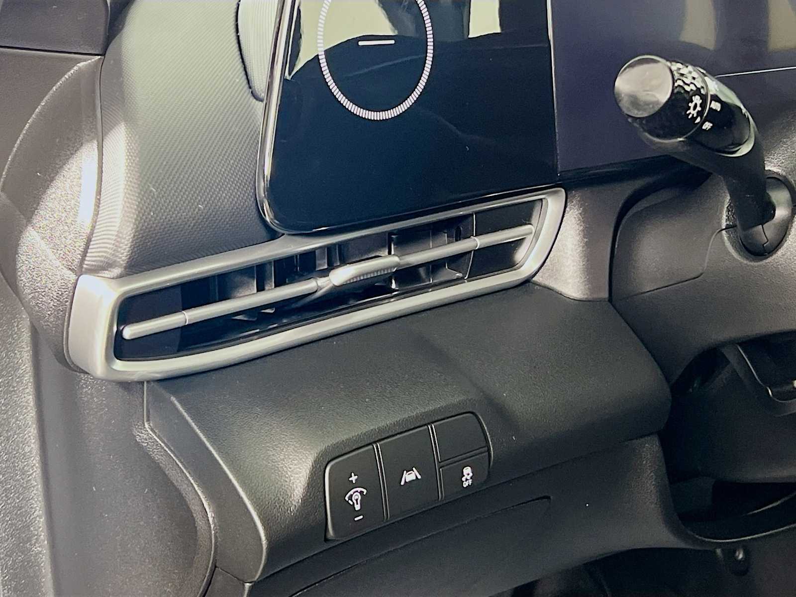 2023 Hyundai Elantra SEL - Photo 10